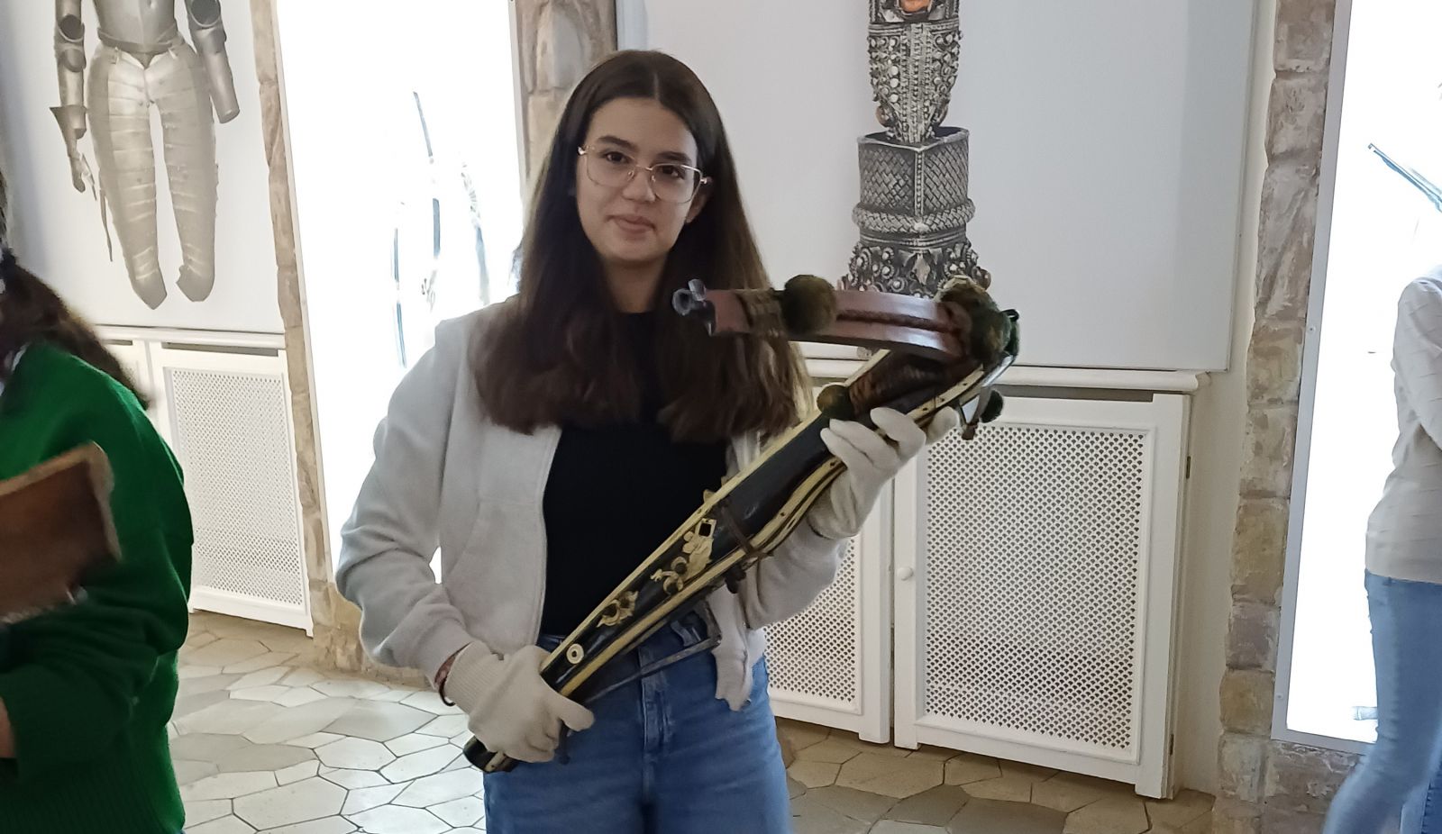 Amerikai diákok a múzeumban