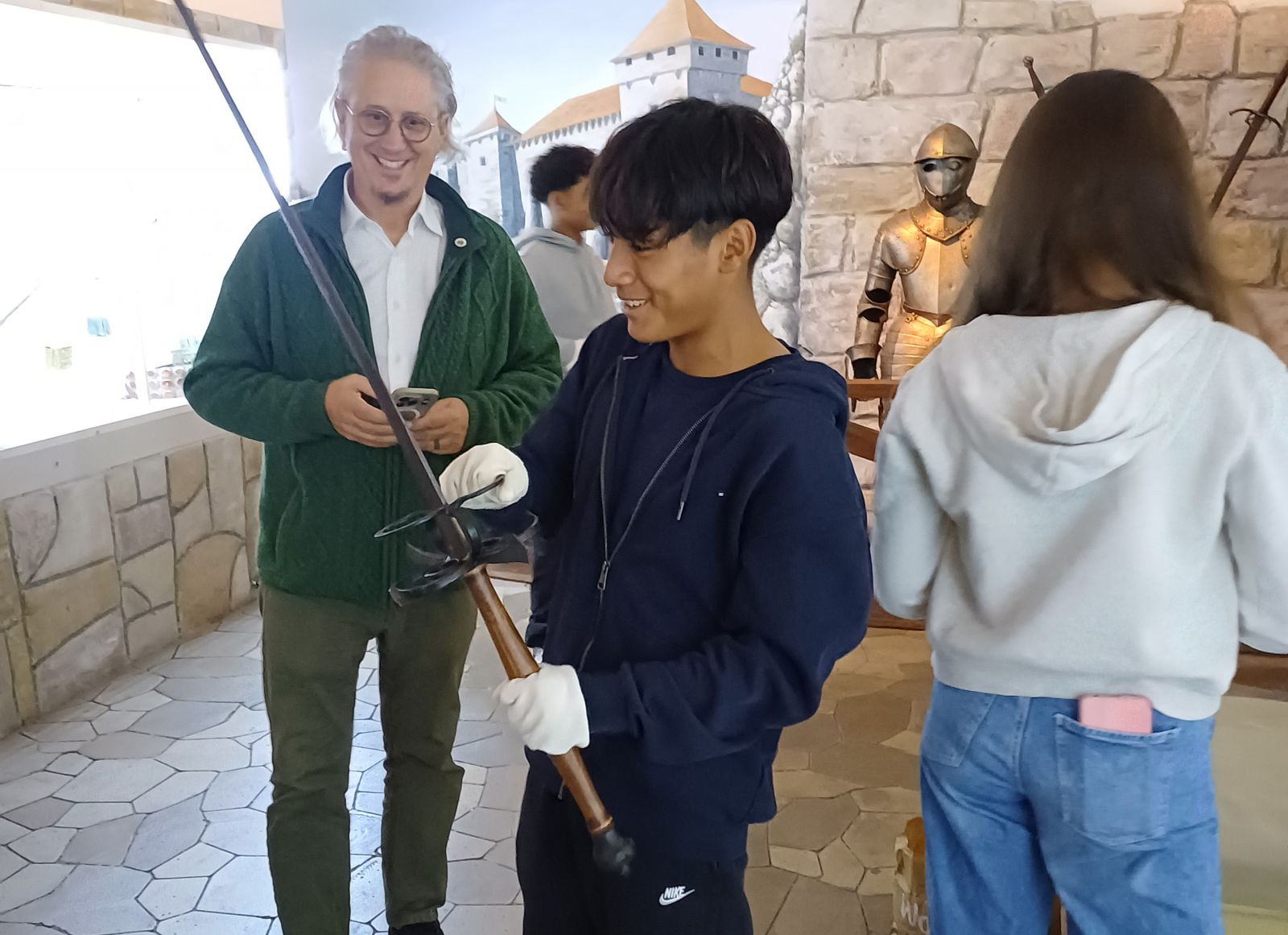 Amerikai diákok a múzeumban