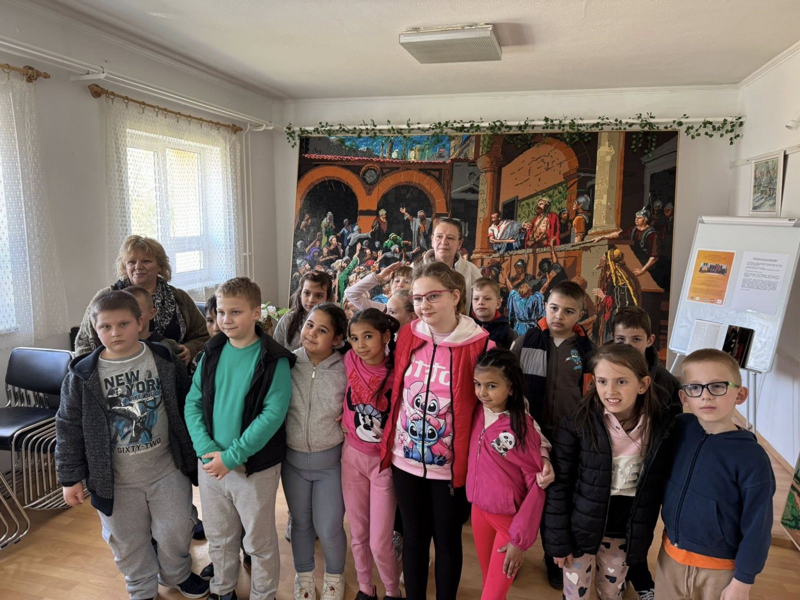 Több száz gyerek látta a Lego Ecce homo-t Nyírábrányban